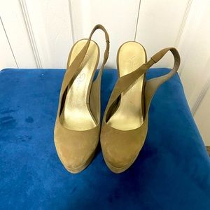 Jessica Simpson sz 7 slingback, stacked heel pumps